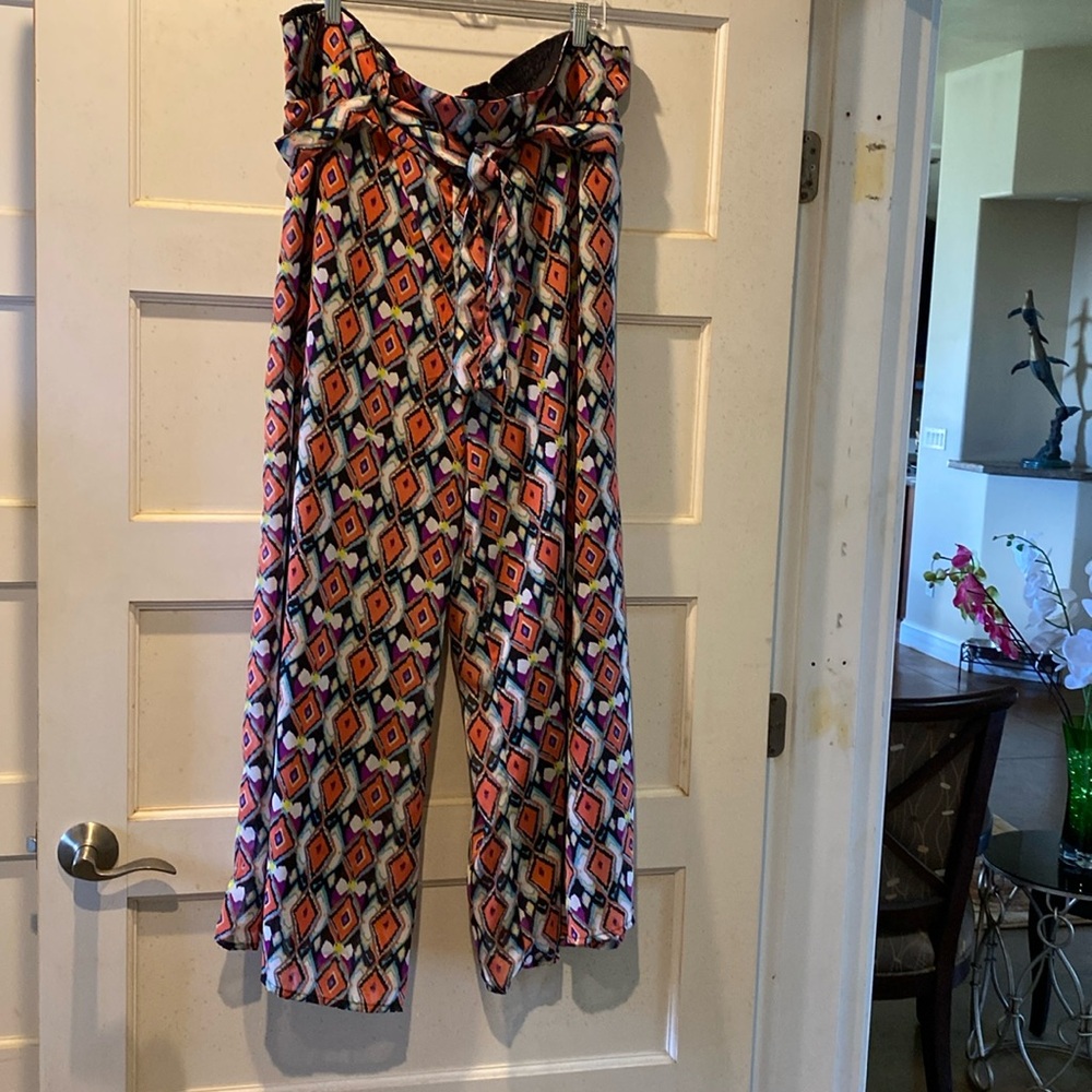 Palazzos 3X. Multicolor print is black, cream, coral, purple and mint green.